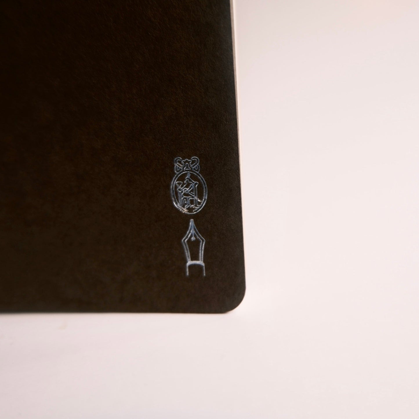 kleid B6 notebook cover design 