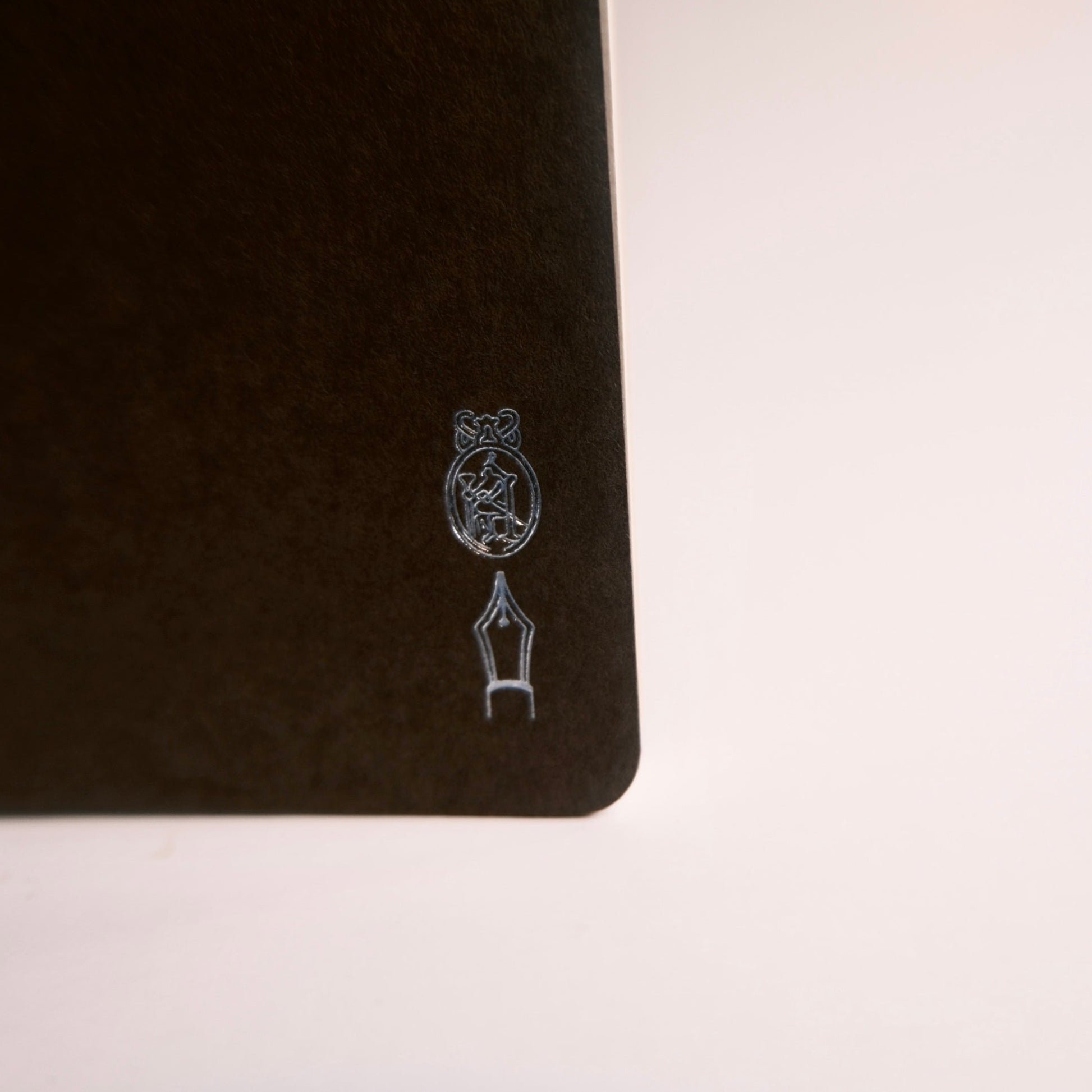 kleid B6 notebook cover design 